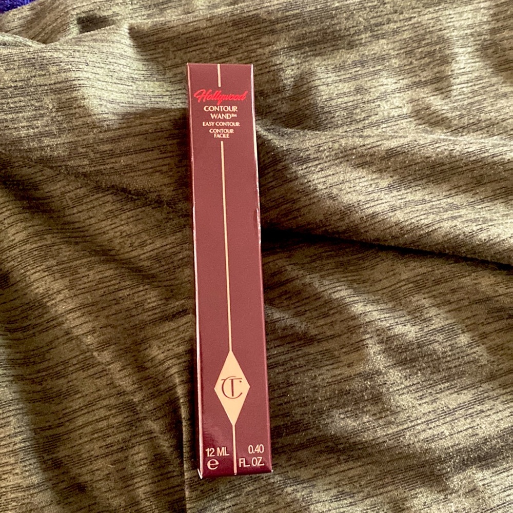 Charlotte Tilbury Hollywood Contour Wand